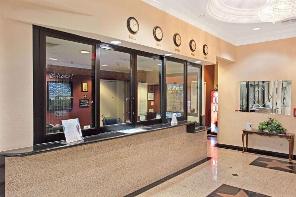 Super 8 by Wyndham Hollywood/LA Area Main image